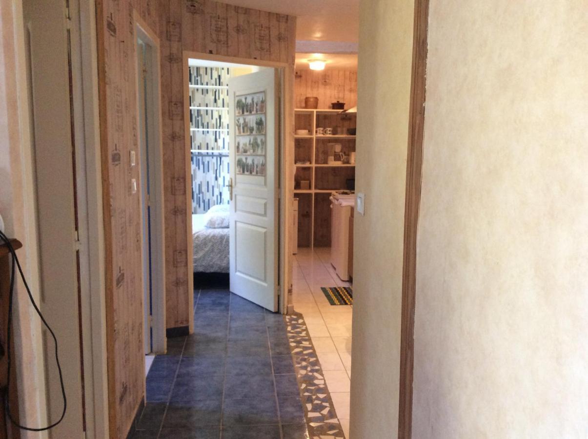 Appartement Vert, Compreignac Esterno foto